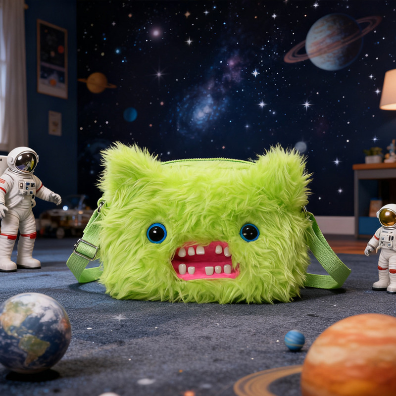 Cute Monster Plush Crossbody B - Kids Toys Hong Kong recension och pris