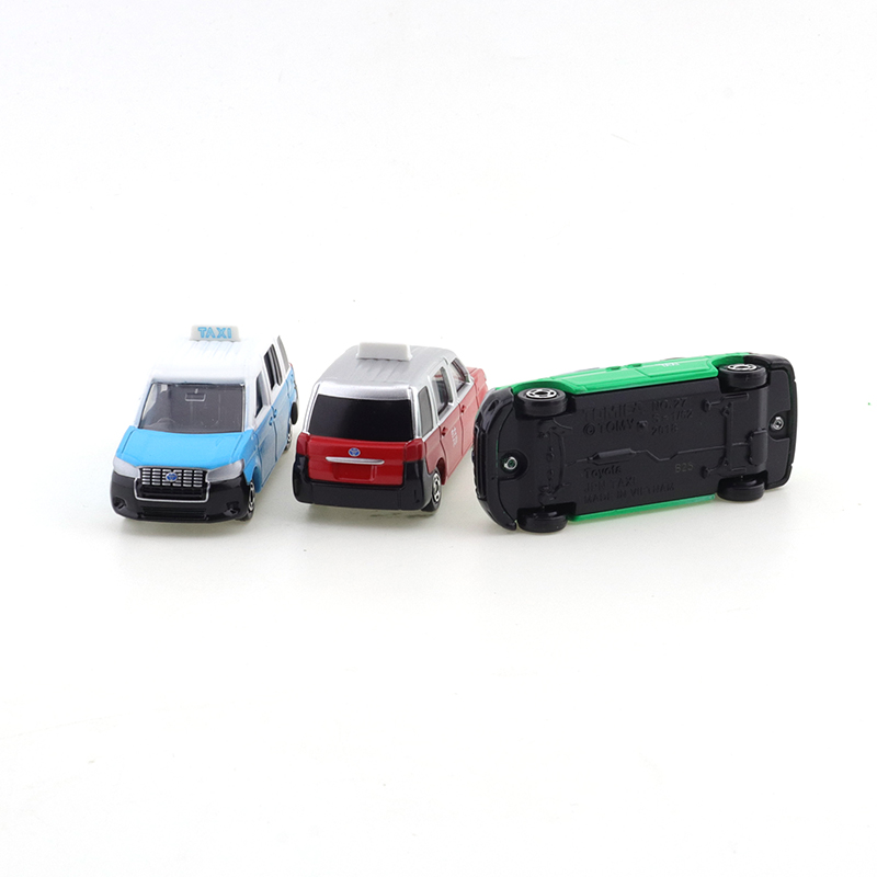 Takara Tomy Tomica Toyota Crow - Kids Toys Hong Kong recension och pris